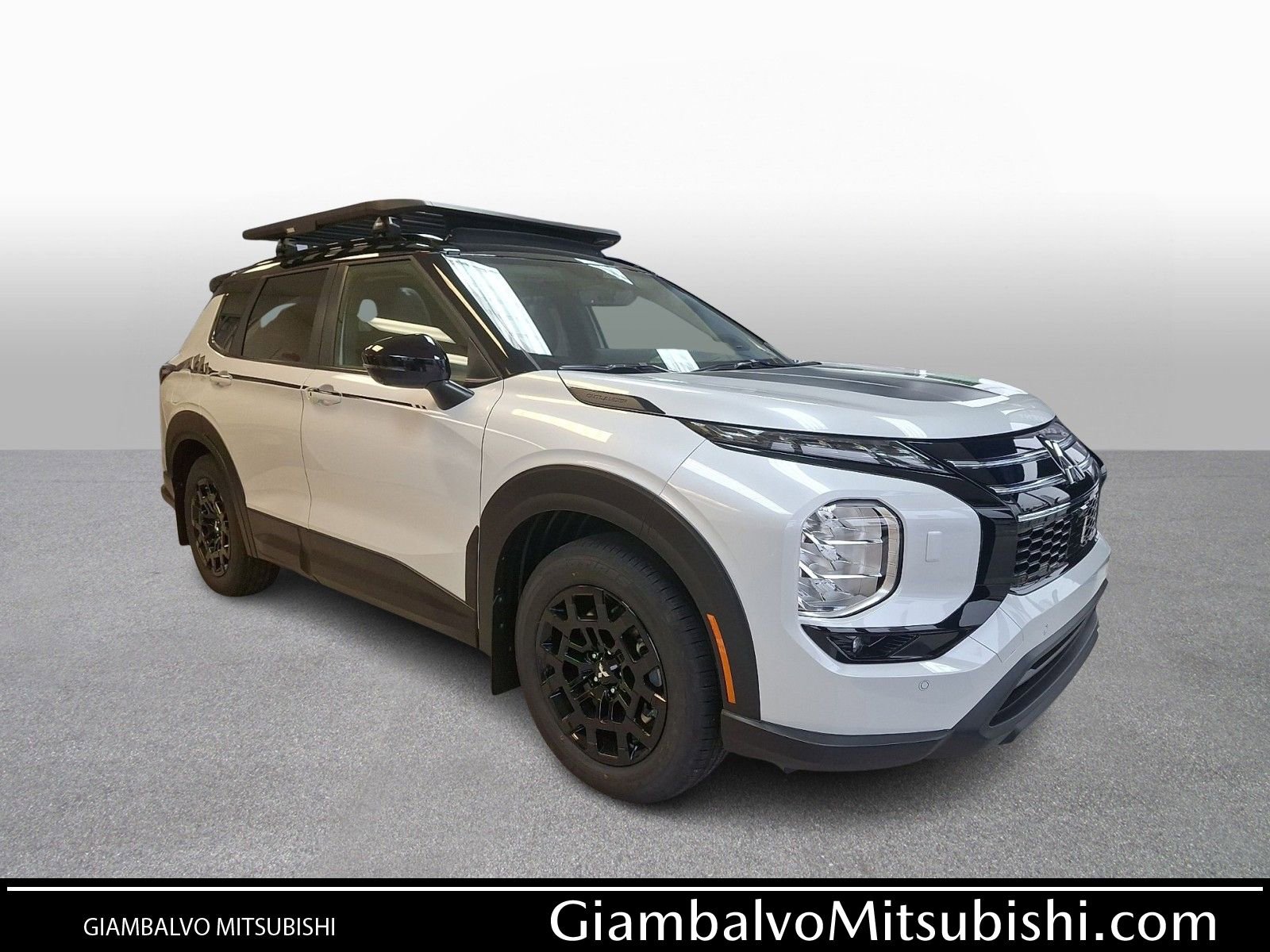 New 2026 Mitsubishi Outlander AWD image 1