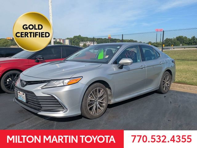 Used 2024 Toyota Camry XLE w/ Navigation Package AWD/4WD image 5
