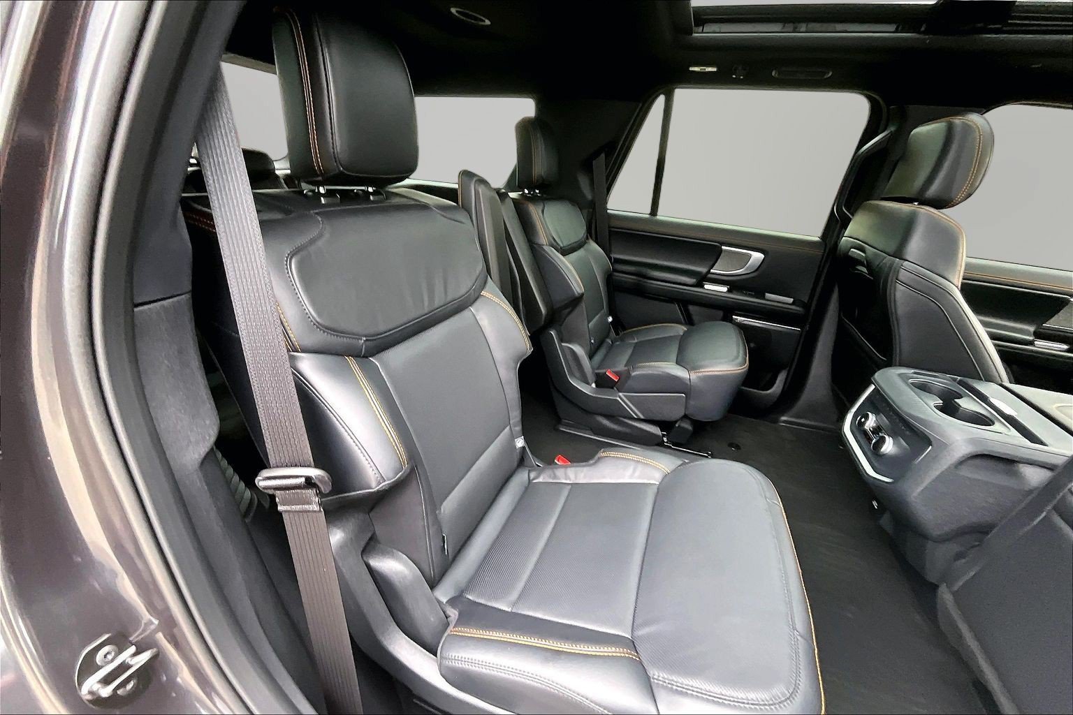 Used 2025 Ford Expedition Tremor AWD/4WD image 17