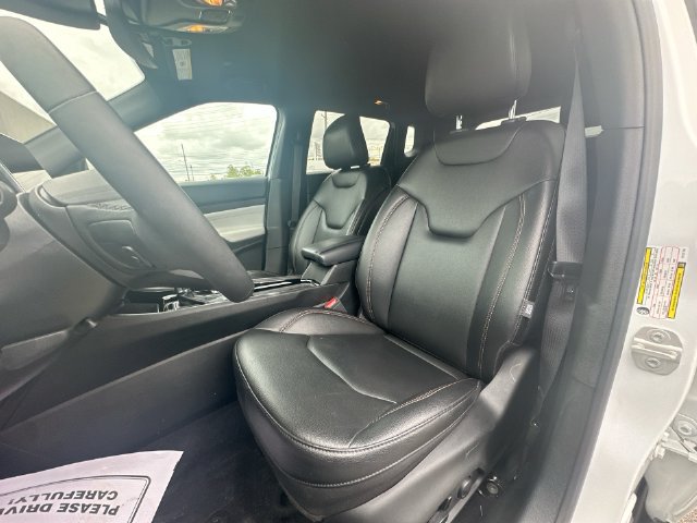 Used 2024 Jeep Compass Limited AWD/4WD image 14