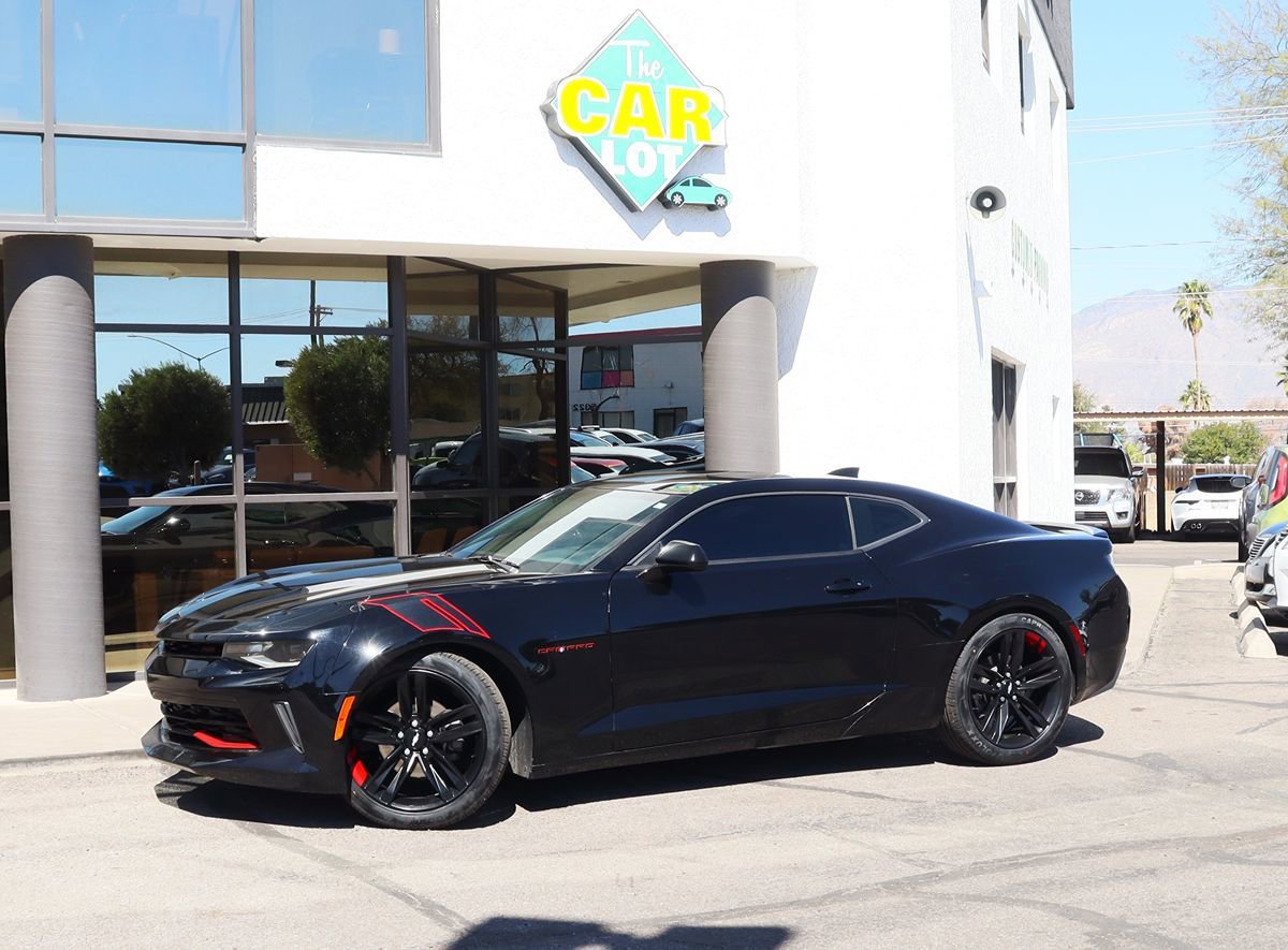 Used 2018 Chevrolet Camaro LT w/ Redline Edition RWD image 4