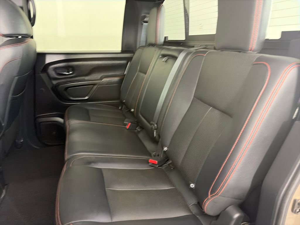 Used 2022 Nissan Titan PRO-4X w/ Pro-4x Convenience Package image 13