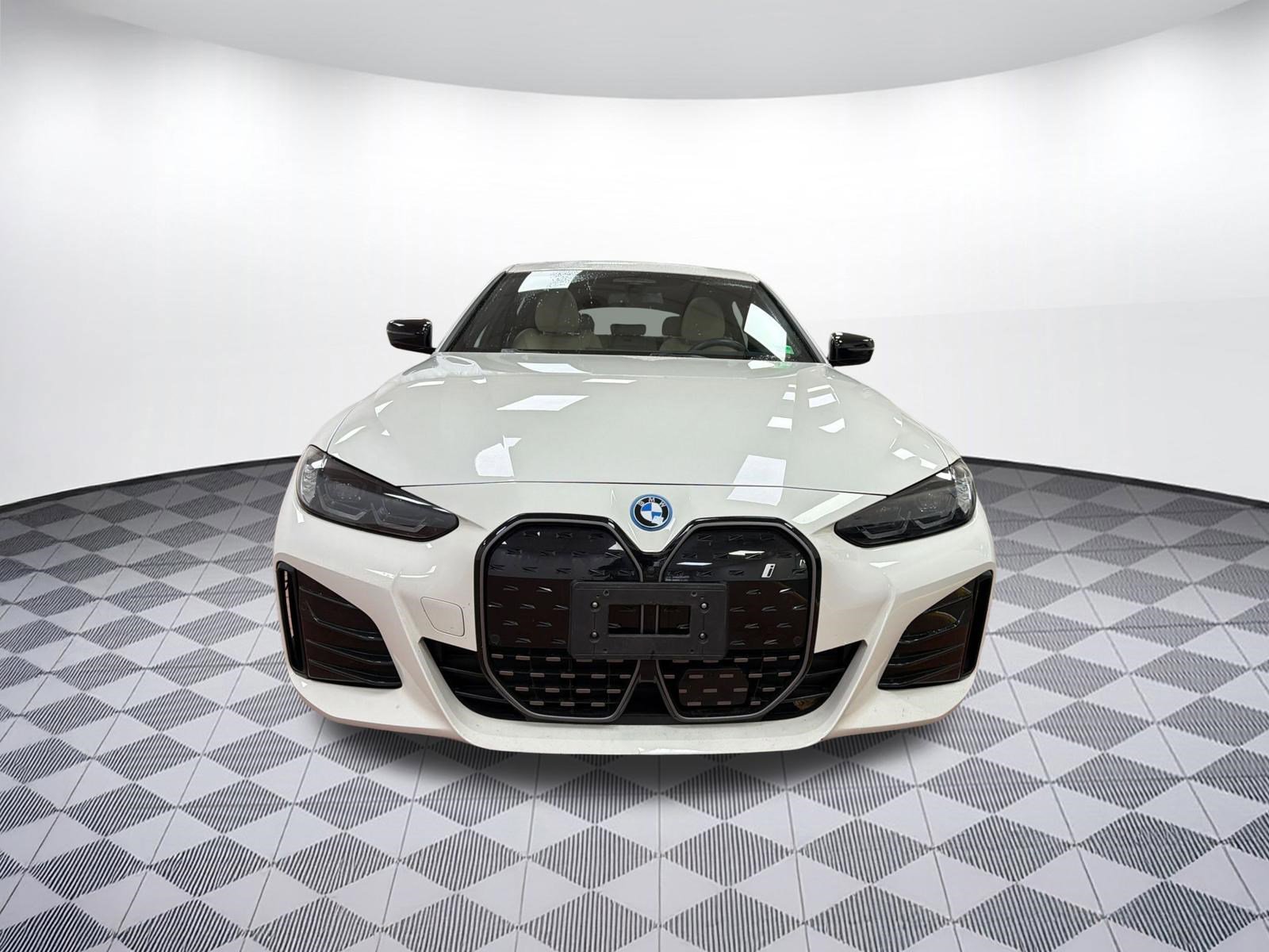 Certified 2024 BMW i4 eDrive40 w/ M Sport Package RWD image 6