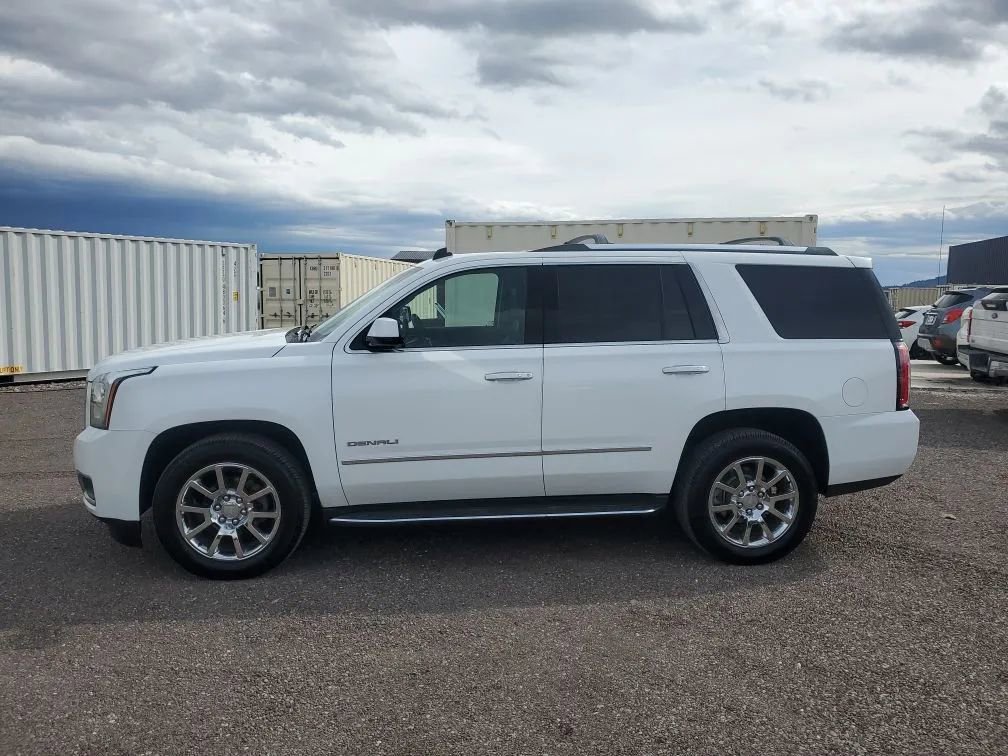 Used 2015 GMC Yukon Denali w/ Touring Package AWD/4WD image 2