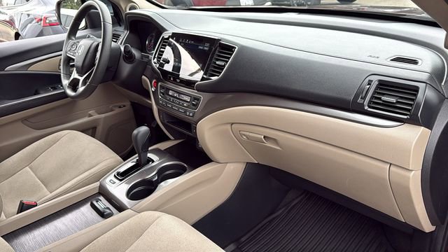 Used 2020 Honda Pilot EX image 35