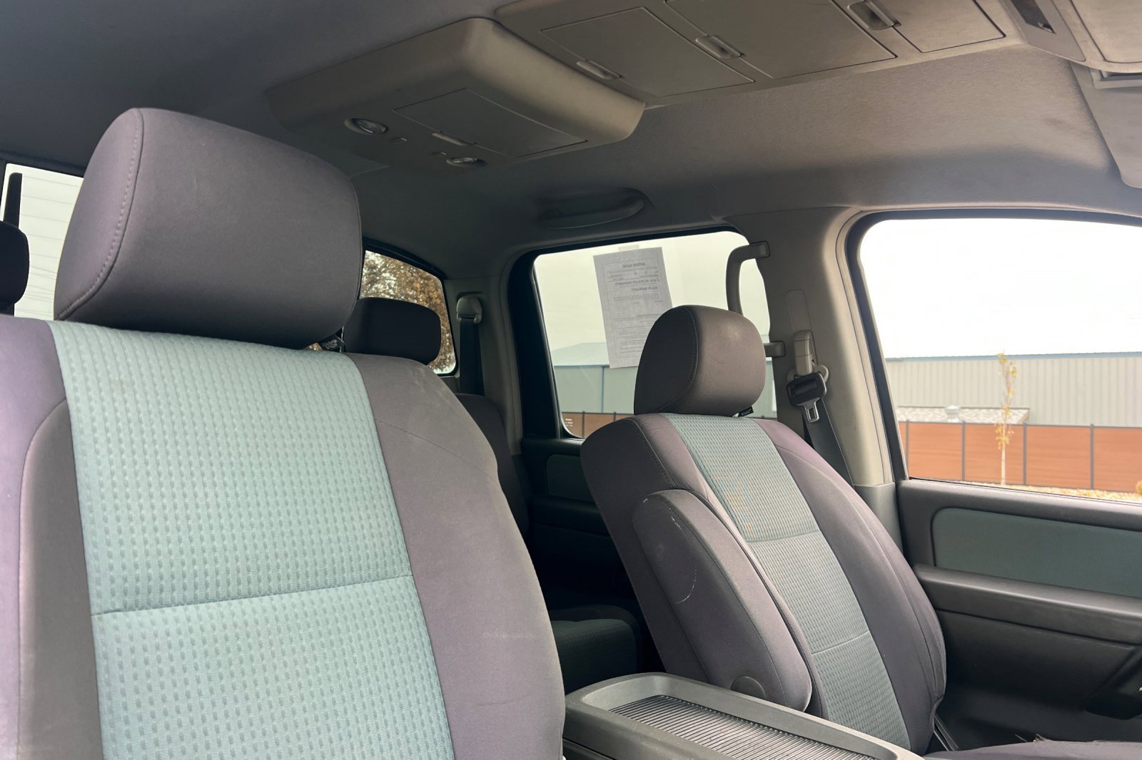 Used 2006 Nissan Titan SE image 13