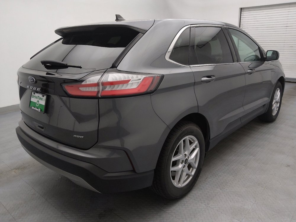 Used 2023 Ford Edge SEL image 9