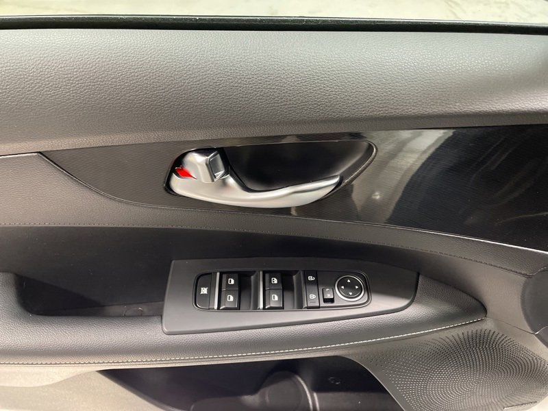 Certified 2023 Kia Forte GT-Line w/ GT-Line Premium Package image 21