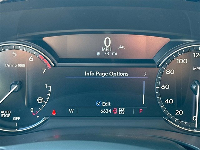 Used 2025 Cadillac XT6 Luxury image 11
