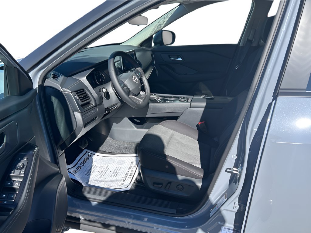 New 2027 Nissan Rogue SV w/ Cold Weather Package AWD/4WD image 9