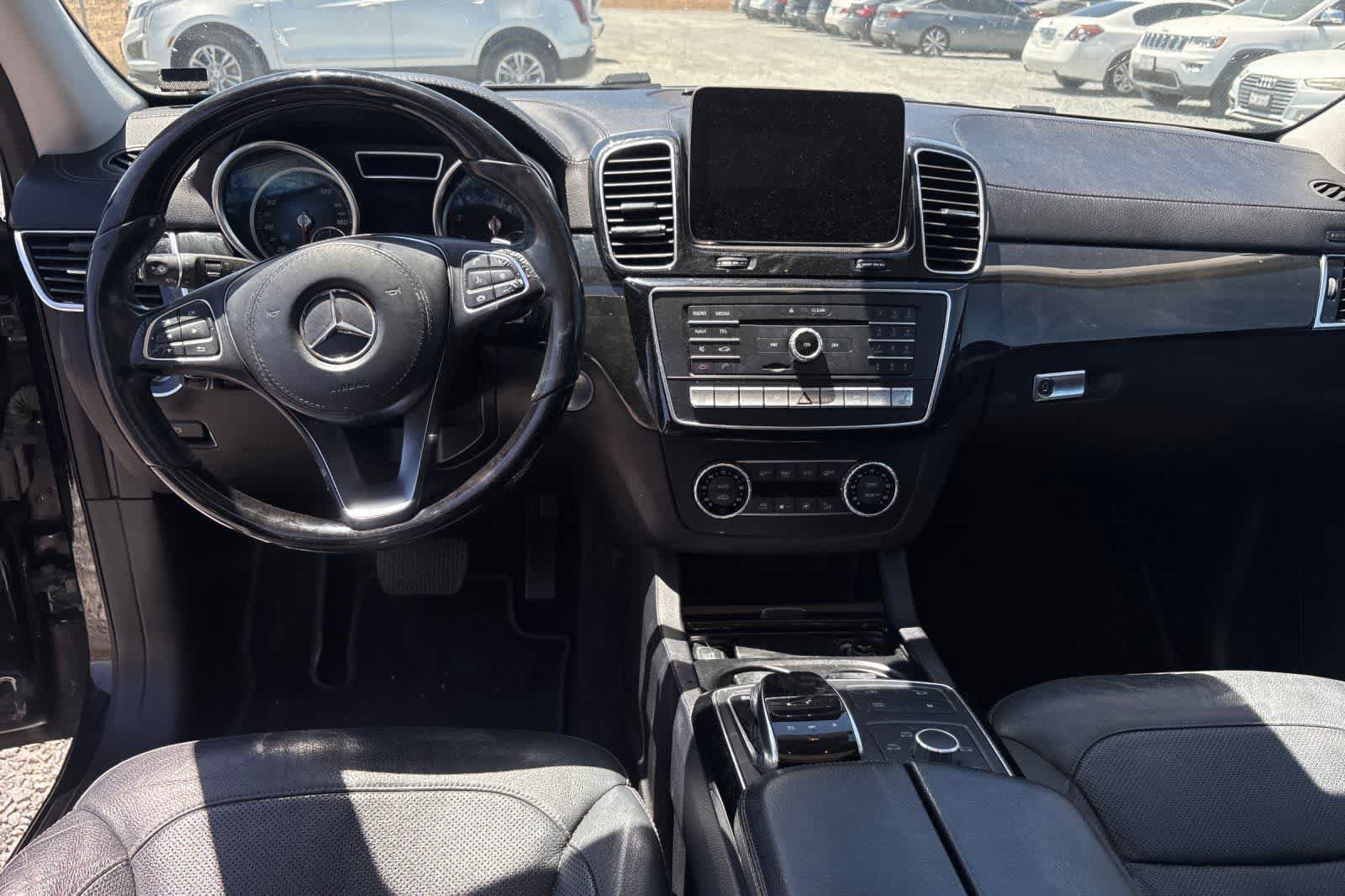 Used 2018 Mercedes-Benz GLS 550 4MATIC image 4