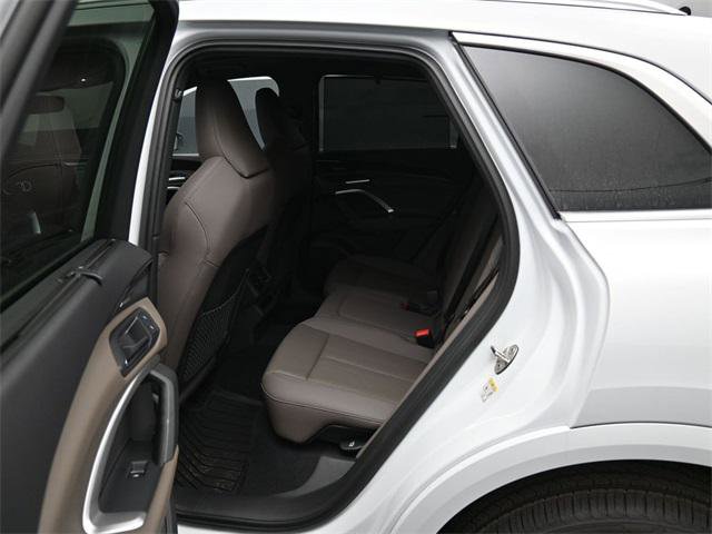 New 2025 Audi Q5 Premium Plus image 11