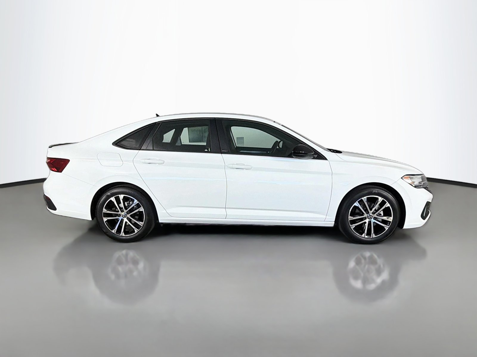 Used 2023 Volkswagen Jetta Sport FWD image 8