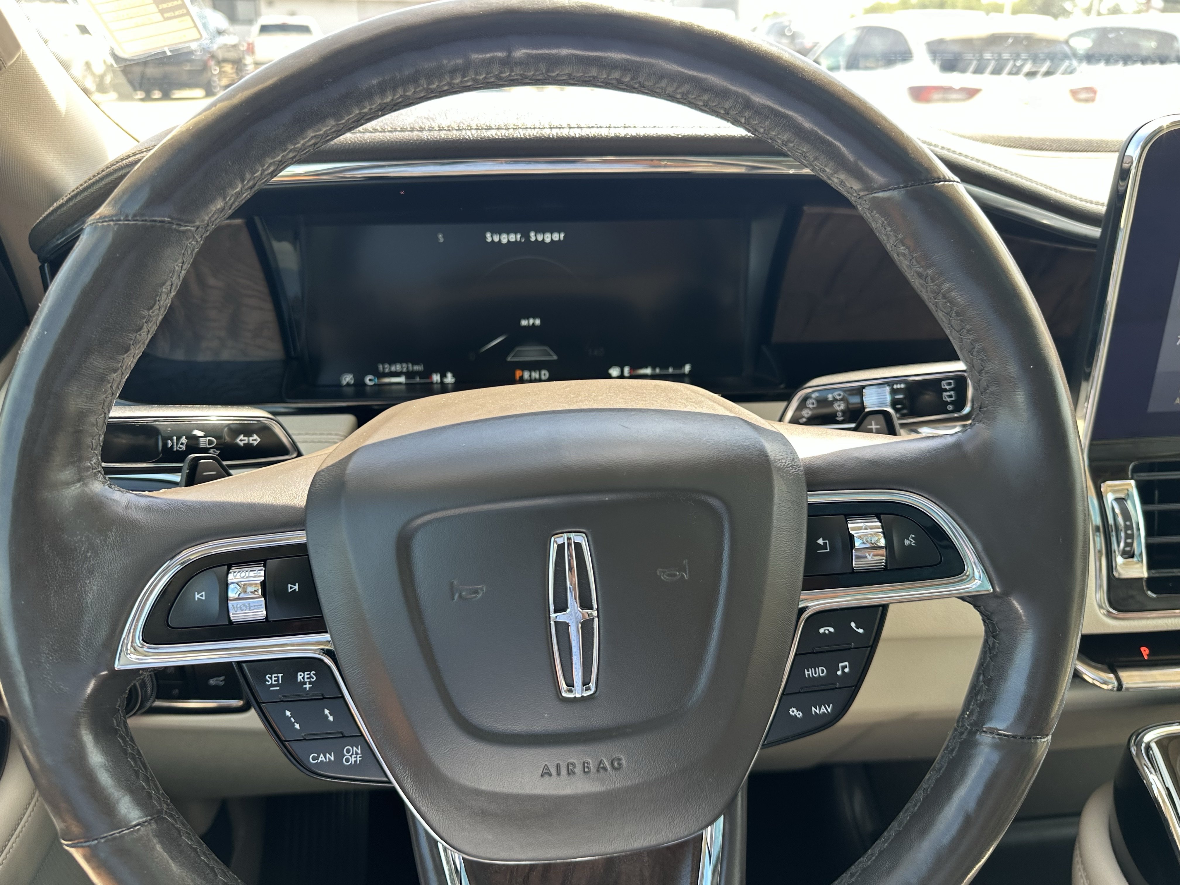 Used 2018 Lincoln Navigator Reserve w/ Technology Package AWD/4WD image 17