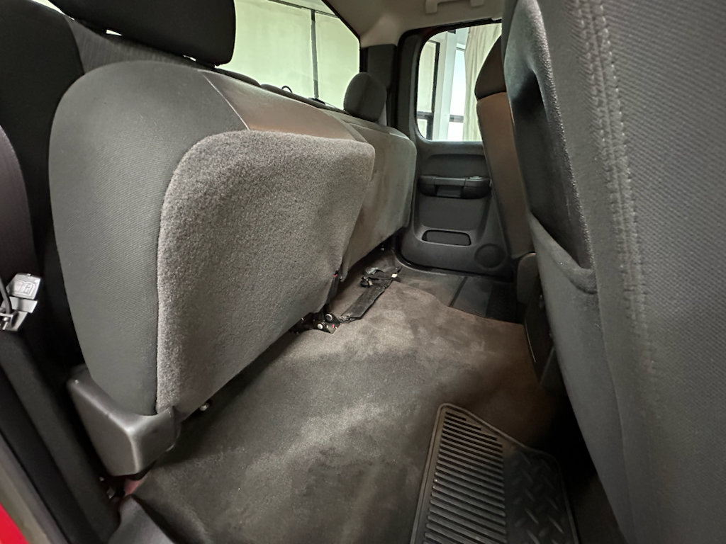 Used 2012 Chevrolet Silverado 2500 LT w/ Z71 Appearance Package AWD/4WD image 19