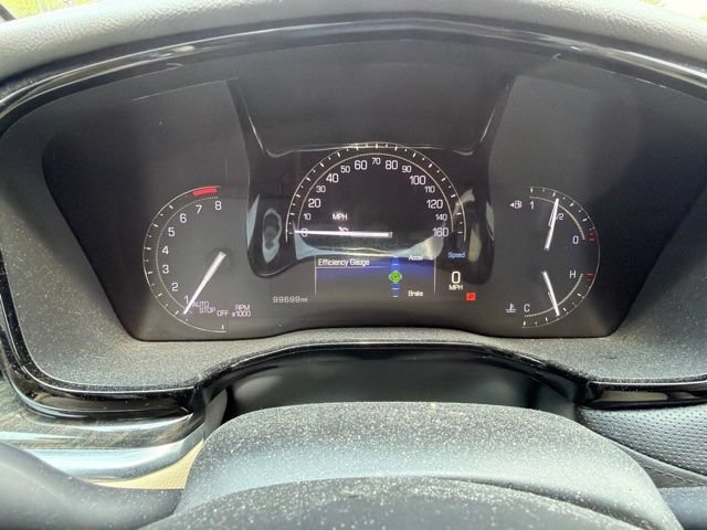 Used 2017 Cadillac XT5 FWD image 6