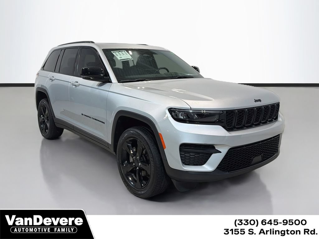 Used 2023 Jeep Grand Cherokee Altitude