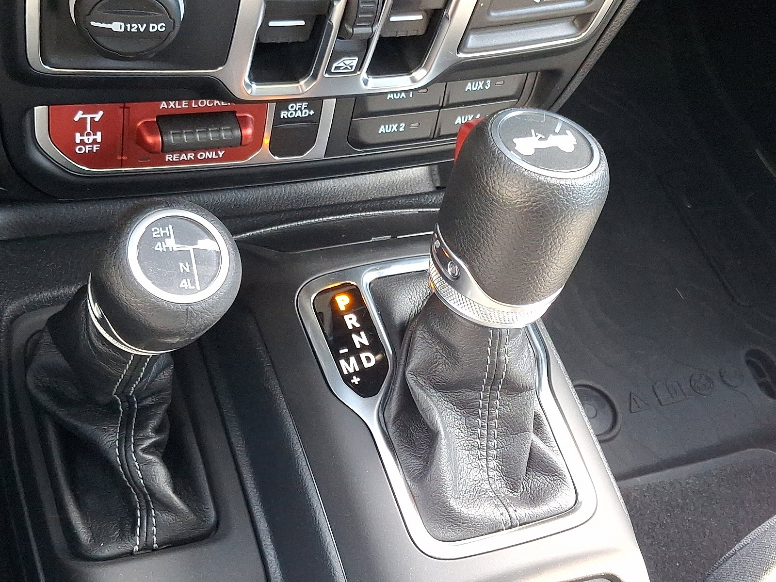 New 2025 Jeep Wrangler Unlimited Sport image 12