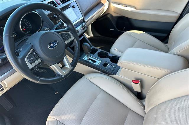 Used 2015 Subaru Outback 2.5i Limited AWD/4WD image 9