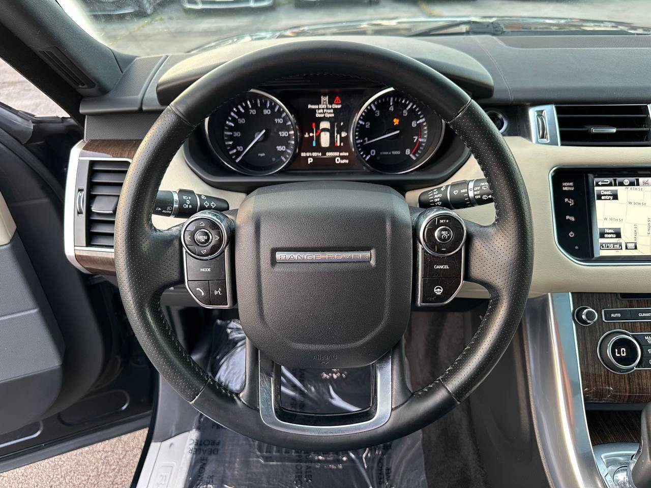 Used 2015 Land Rover Range Rover Sport HSE AWD/4WD image 40