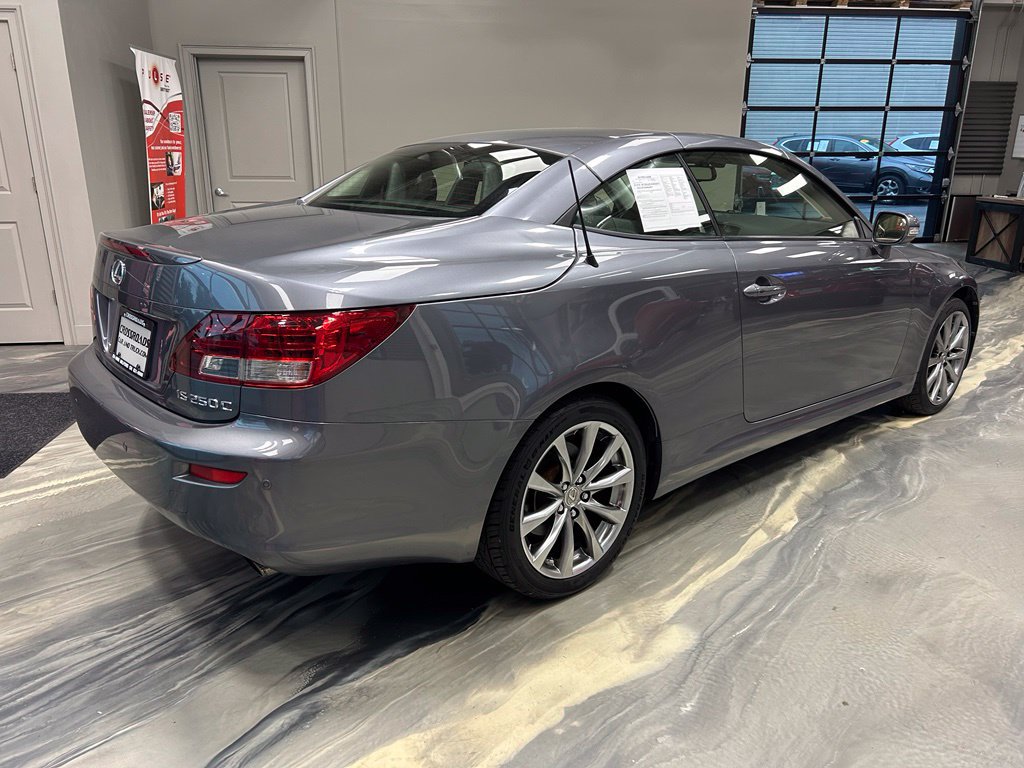 Used 2014 Lexus IS 250C w/ Luxury Package RWD image 29