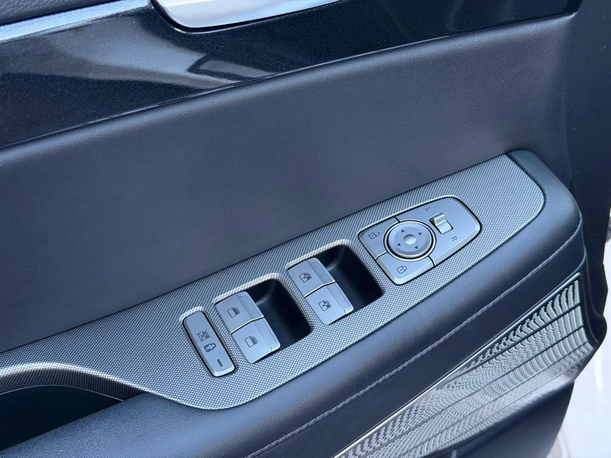 Used 2021 Hyundai Palisade Limited image 89