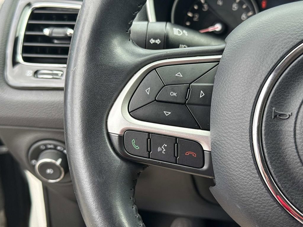 Used 2018 Jeep Compass Altitude w/ Popular Equipment Group image 42