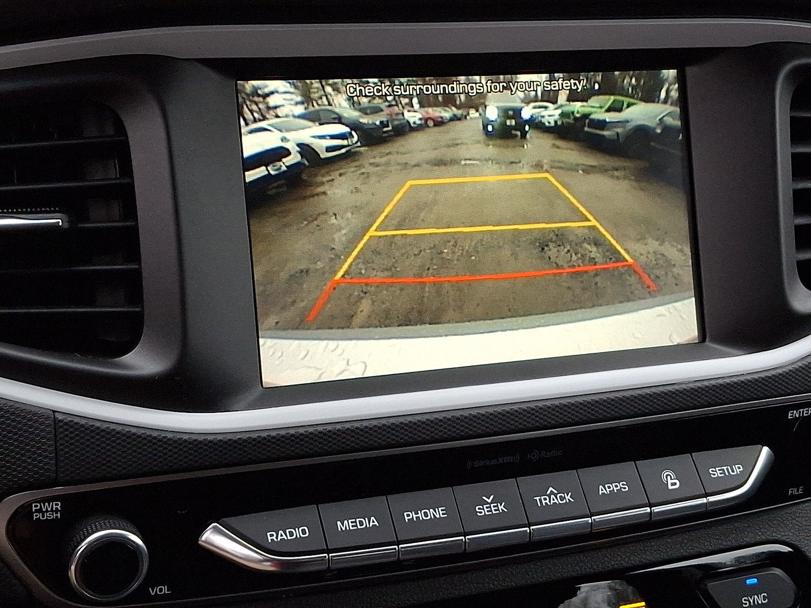 Used 2019 Hyundai Ioniq Plug-In Hybrid image 16