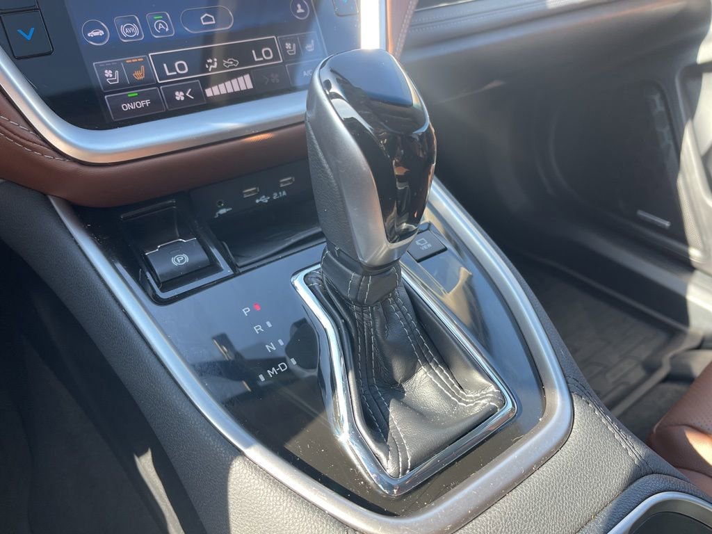 Used 2021 Subaru Outback Touring w/ Popular Package #2 image 14