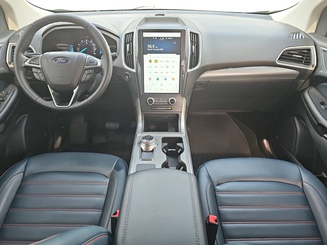 Used 2022 Ford Edge SEL w/ Sport Appearance Package image 9