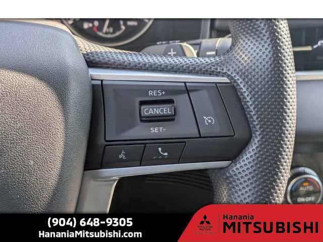 Used 2025 Mitsubishi Outlander ES image 26