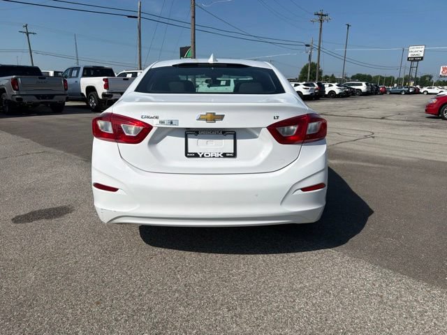 Used 2017 Chevrolet Cruze LT FWD image 7