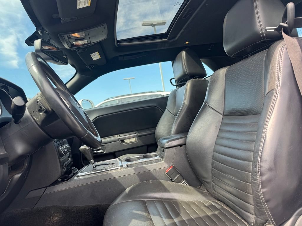 Used 2013 Dodge Challenger SXT Plus RWD image 8