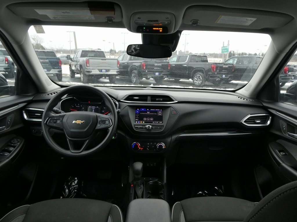 Used 2023 Chevrolet TrailBlazer LT image 4