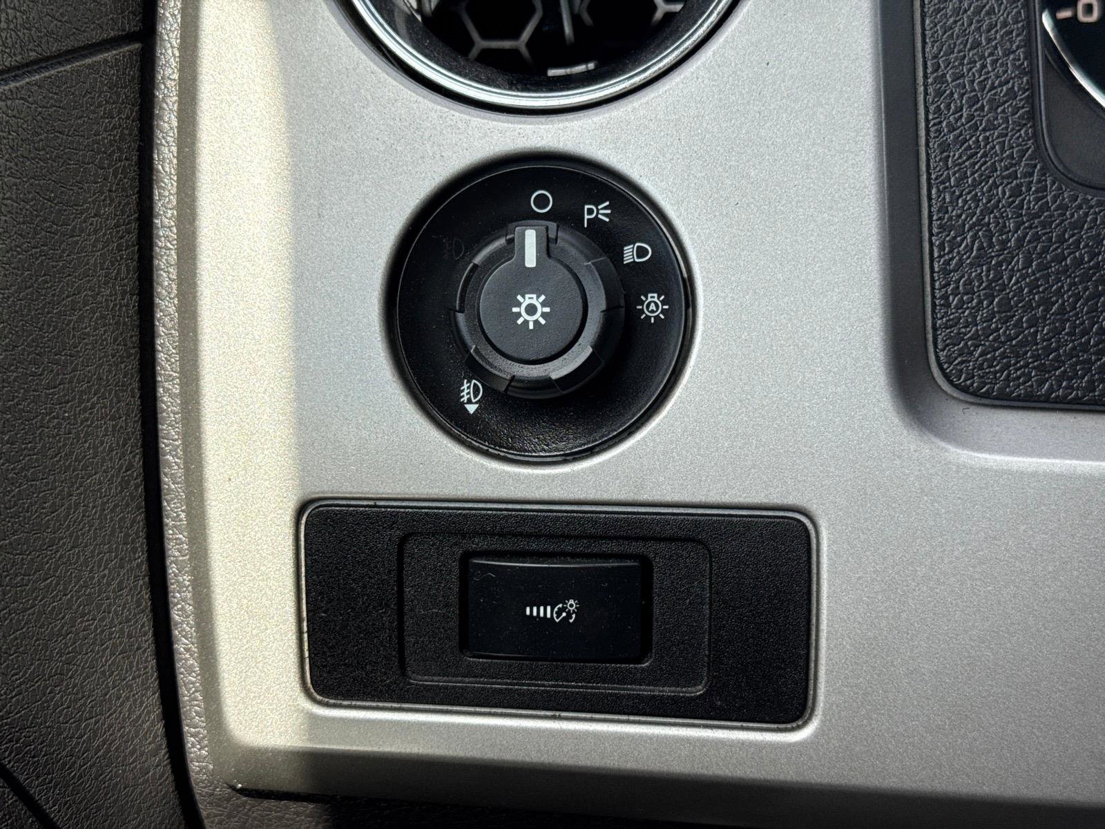 Used 2011 Ford F150 FX4 w/ FX Luxury Pkg AWD/4WD image 17