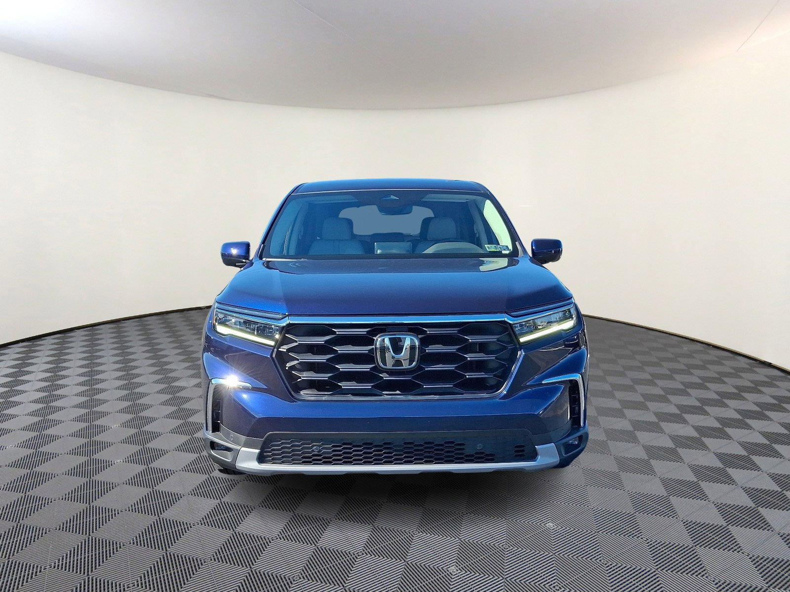 Used 2025 Honda Pilot EX-L image 2