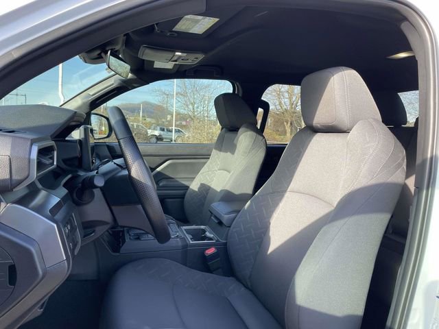 Used 2025 Toyota Tacoma SR5 image 19