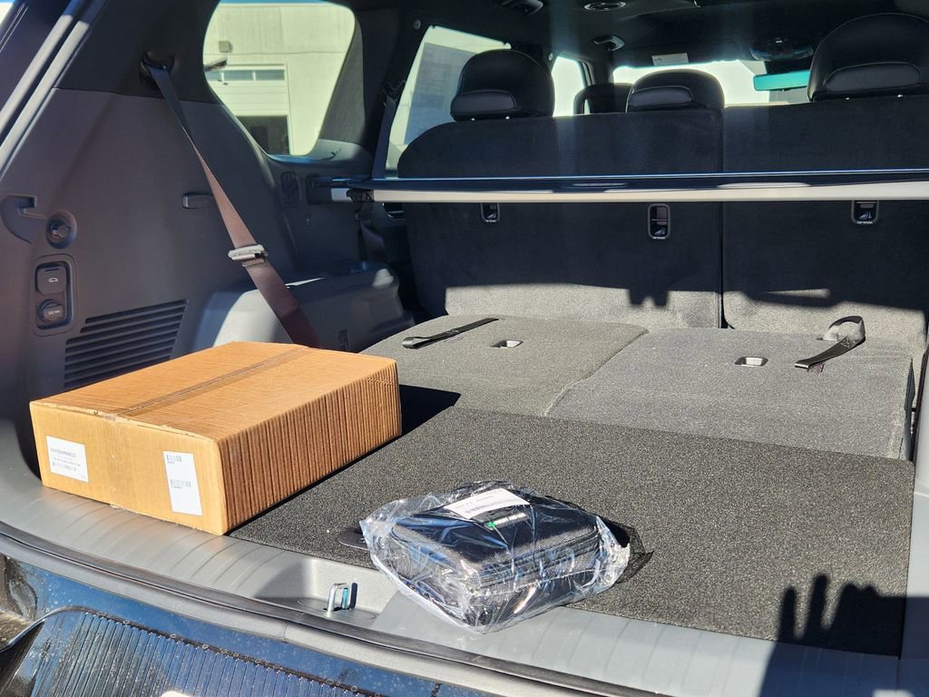 New 2026 Kia EV9 Land image 14