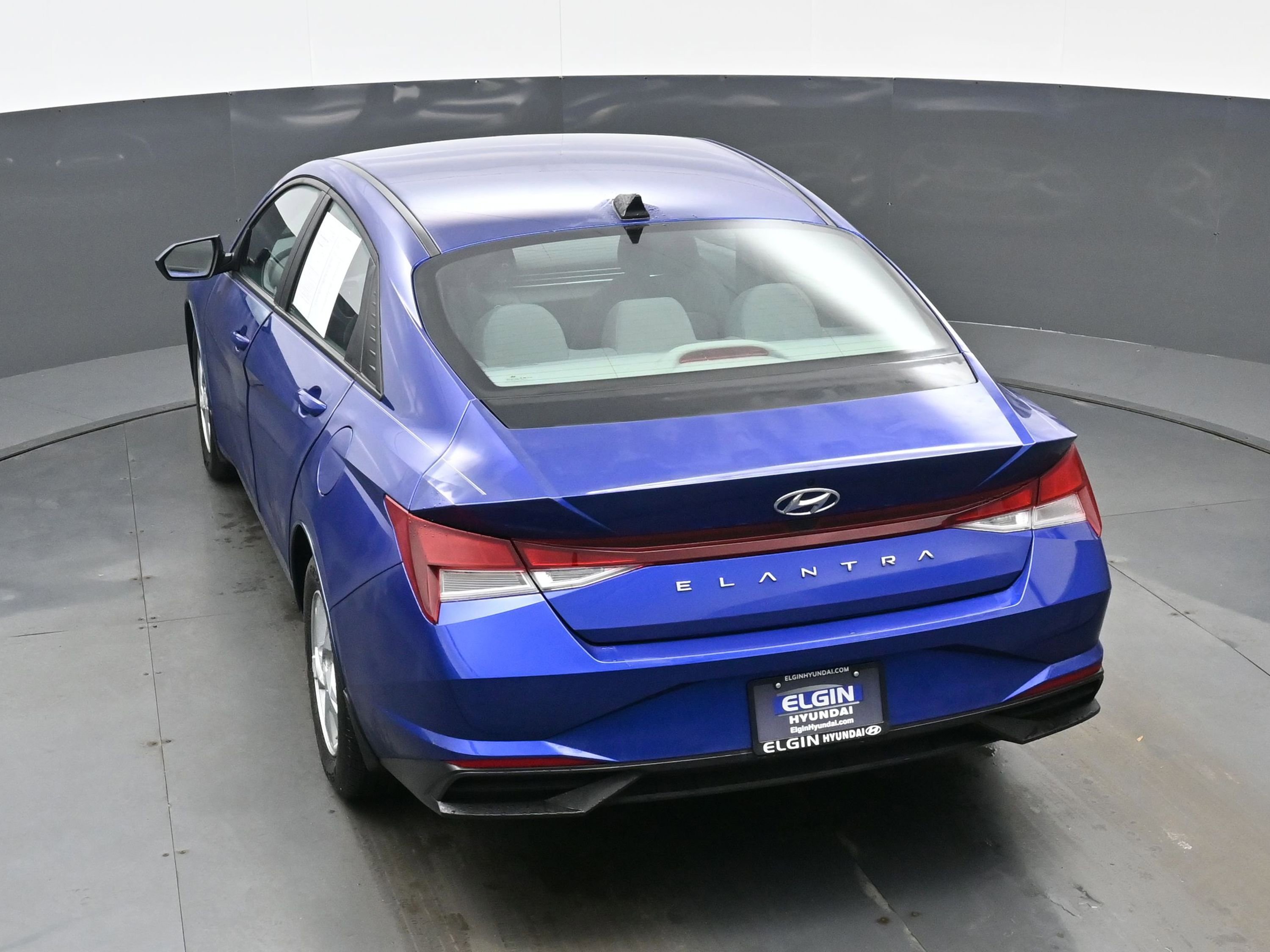 Used 2023 Hyundai Elantra SE image 34