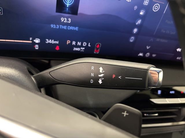 Used 2025 Buick Enclave Preferred image 31