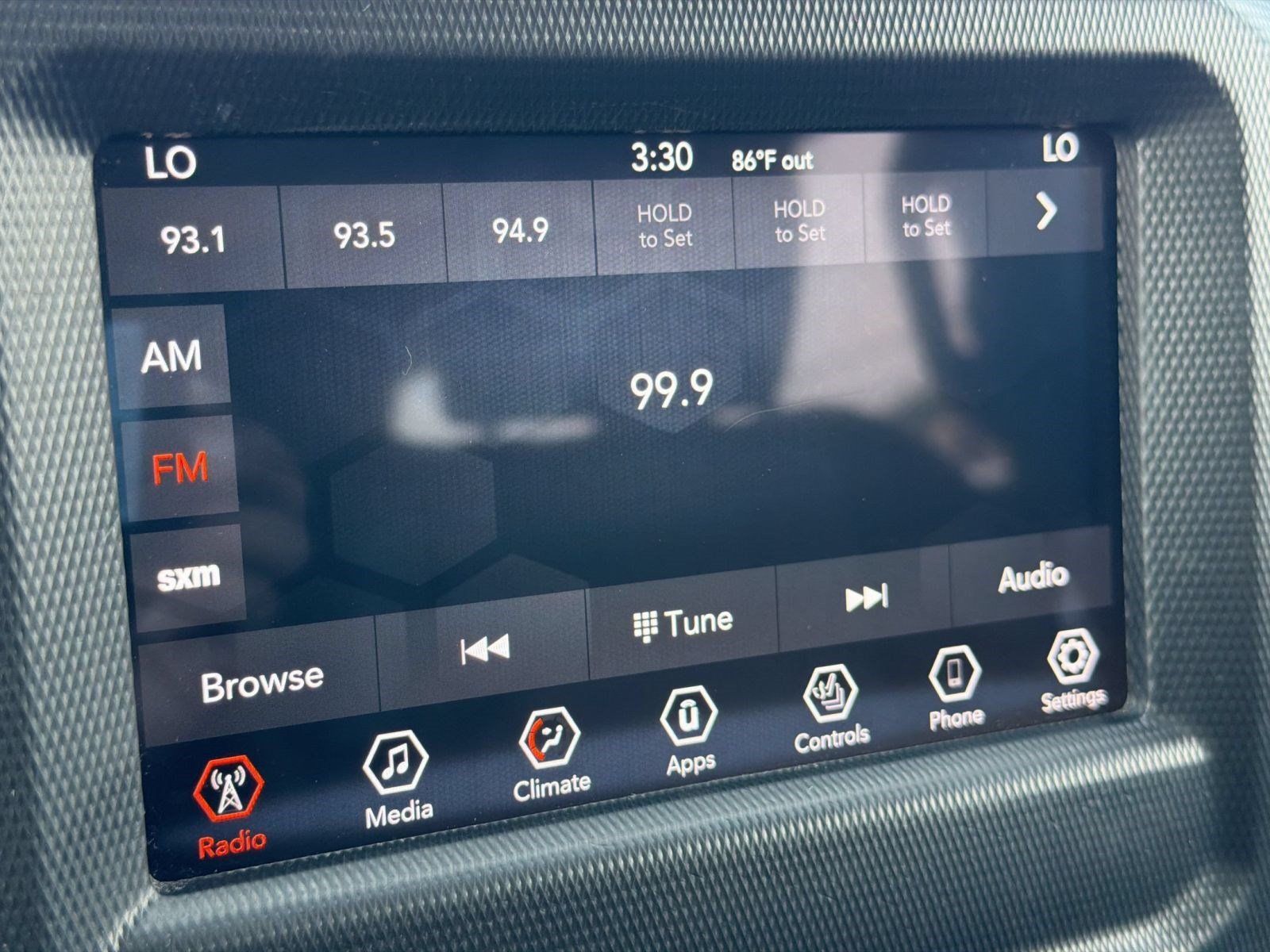 Used 2019 Jeep Wrangler Unlimited Sahara w/ Cold Weather Group AWD/4WD image 19