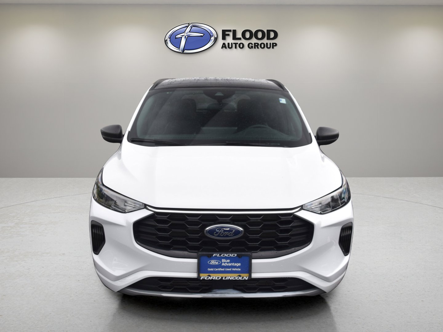 Used 2023 Ford Escape ST-Line w/ Tech Pack #1 image 2