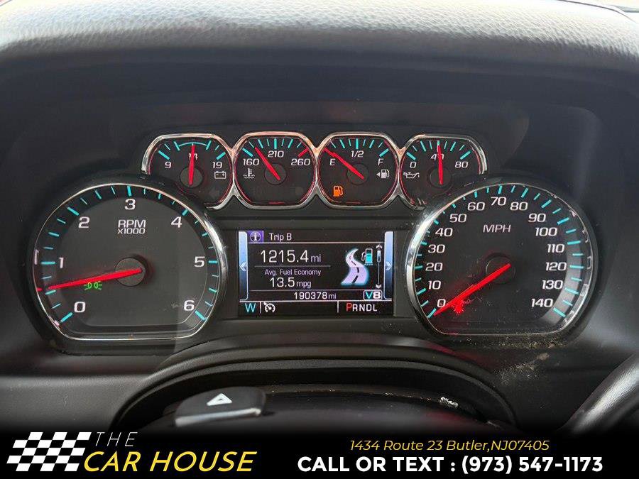 Used 2018 Chevrolet Suburban LT image 30