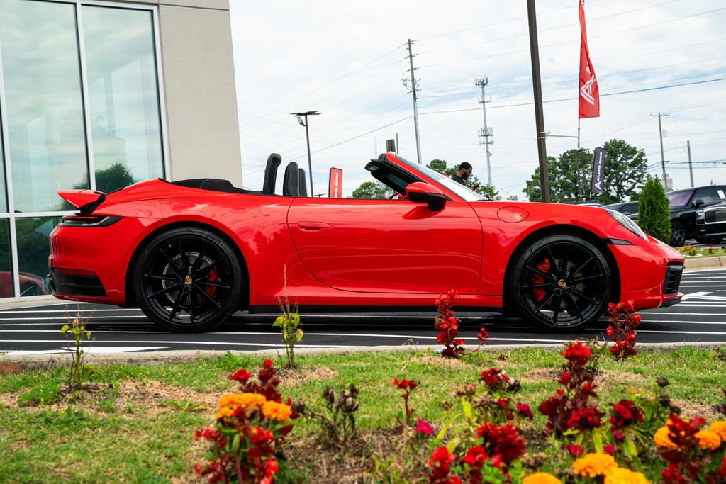 Used 2020 Porsche 911 Carrera RWD image 11