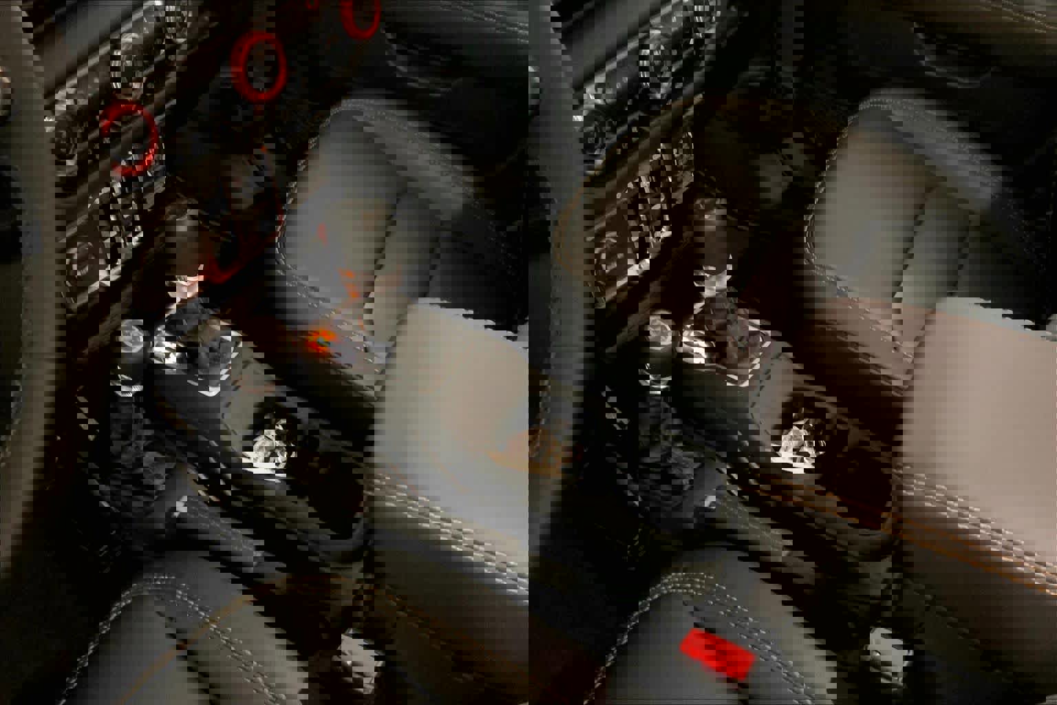 Used 2025 Jeep Gladiator Sport w/ Premium Package image 16