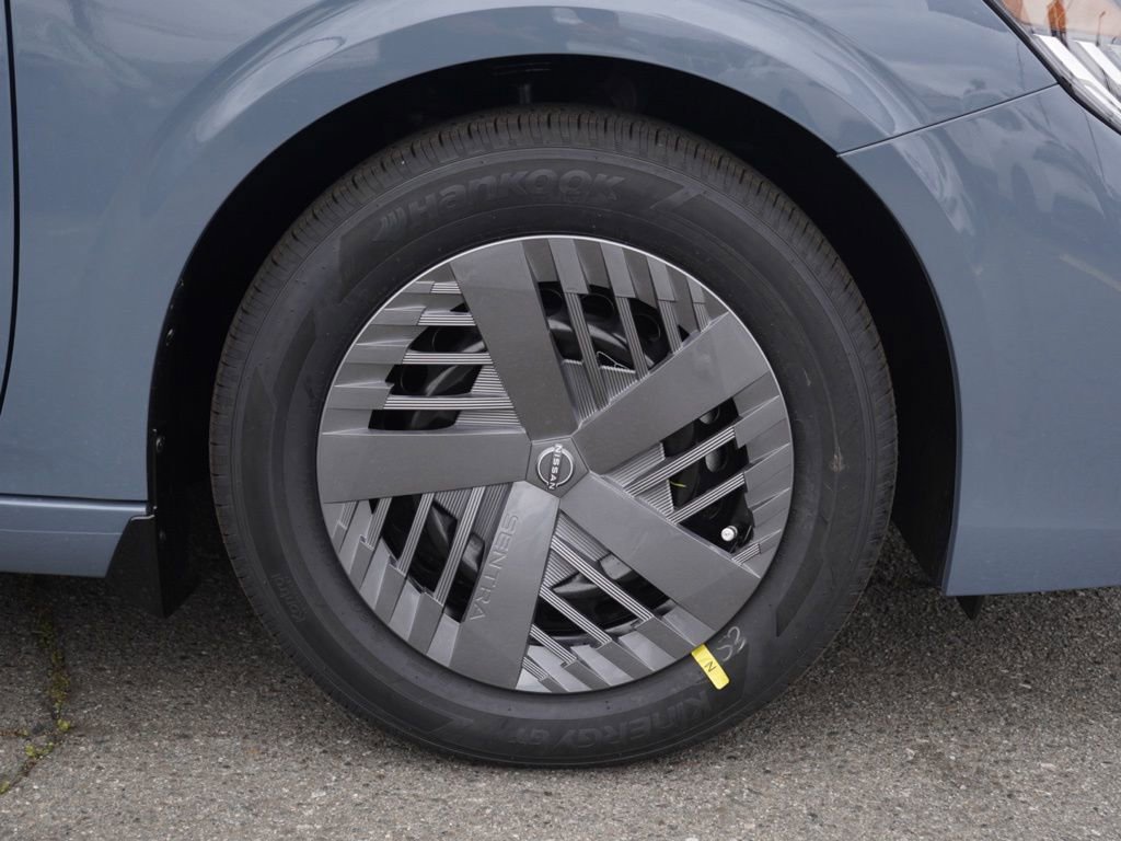 New 2026 Nissan Sentra SV FWD image 8
