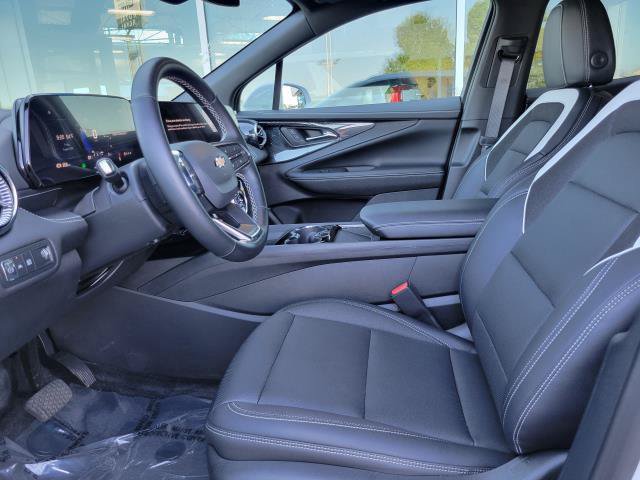 Used 2025 Chevrolet Blazer EV LT AWD/4WD image 13