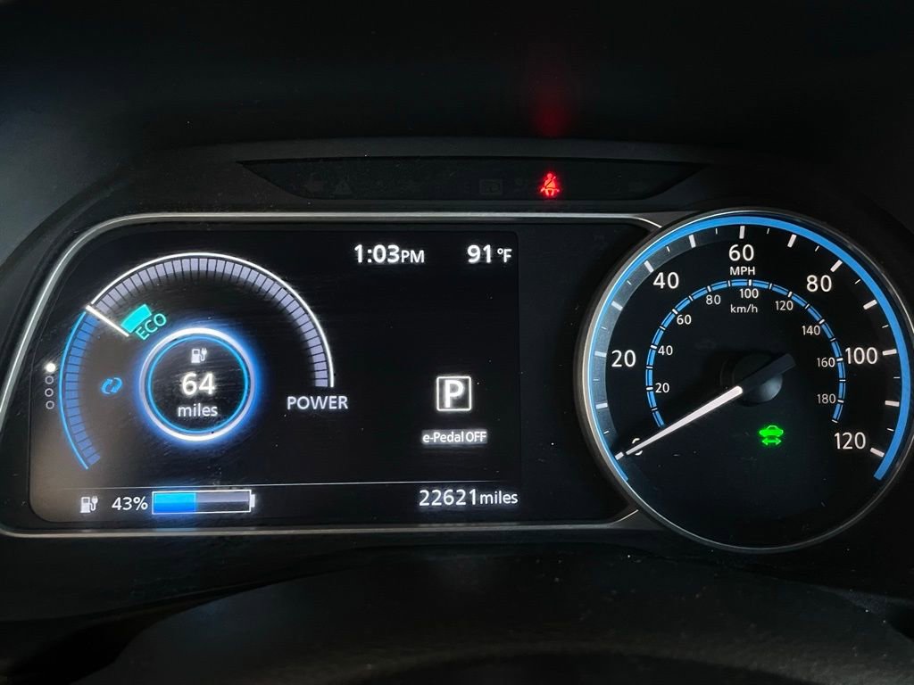 Used 2022 Nissan Leaf S image 28