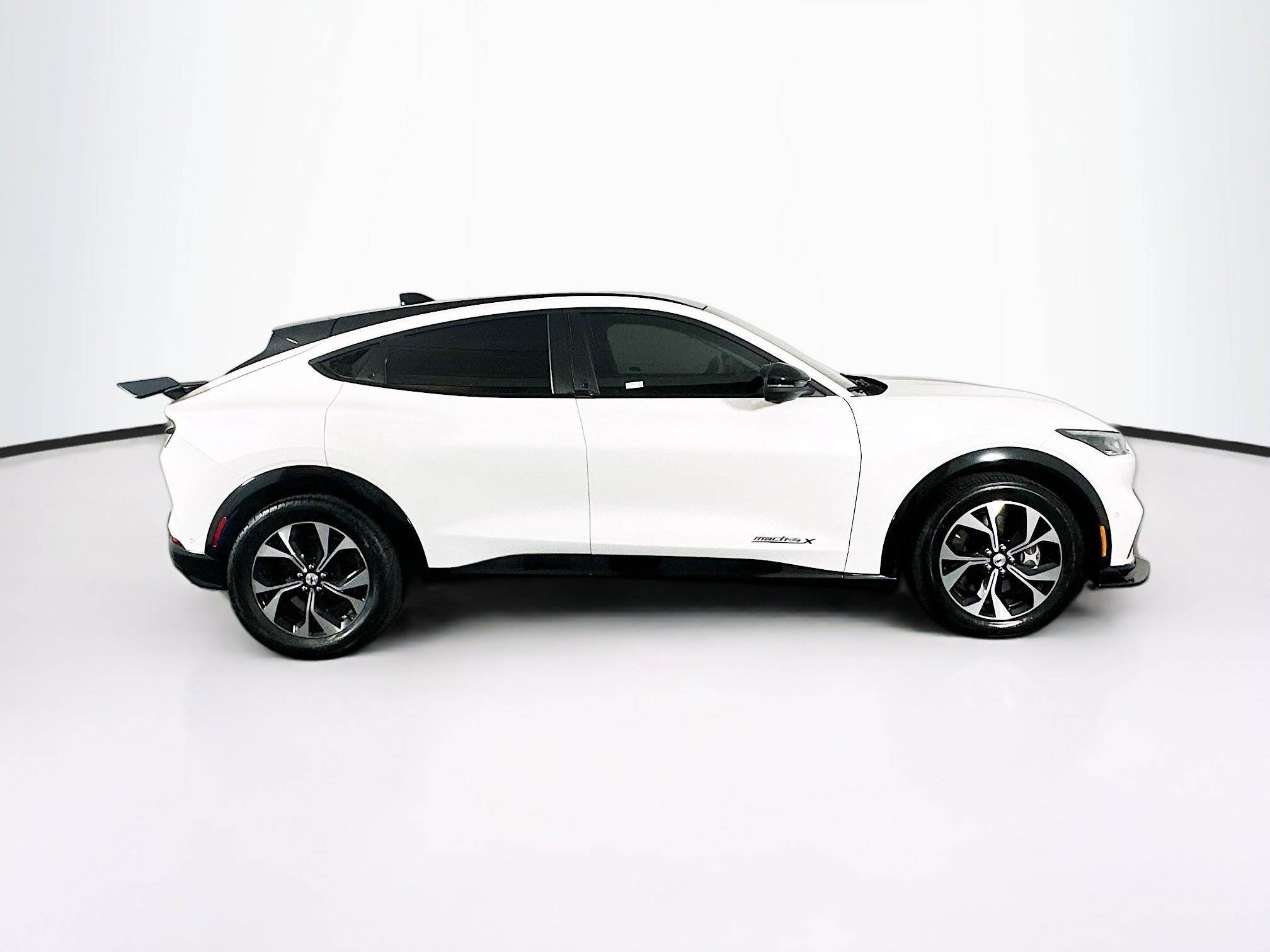 Used 2021 Ford Mustang Mach-E Premium AWD/4WD image 10