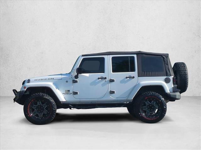 Used 2015 Jeep Wrangler Unlimited Rubicon w/ Connectivity Group AWD/4WD image 9